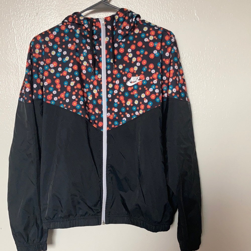 Nike windbreaker
